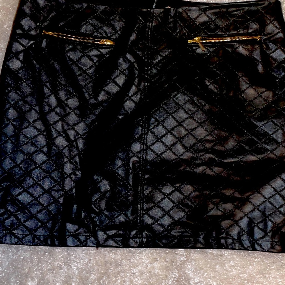 Kenar  skirt